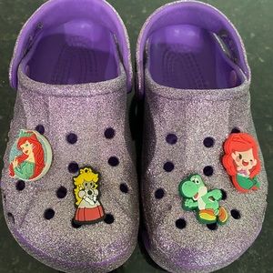 Crocs girls purple size 11C
